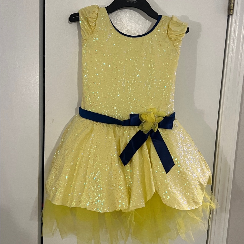 Revolution party dress size XLC . Yellow party dress or costume.